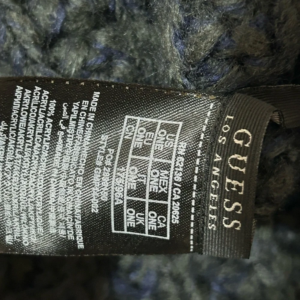 Guess Black and Gray Knit Scarf
